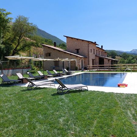 Villa Casale Dei Briganti à Norcia Extérieur photo